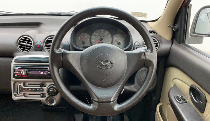 2010 Hyundai Santro Xing GLS, Petrol, Manual, 64,852 km, Steering Wheel Close Up