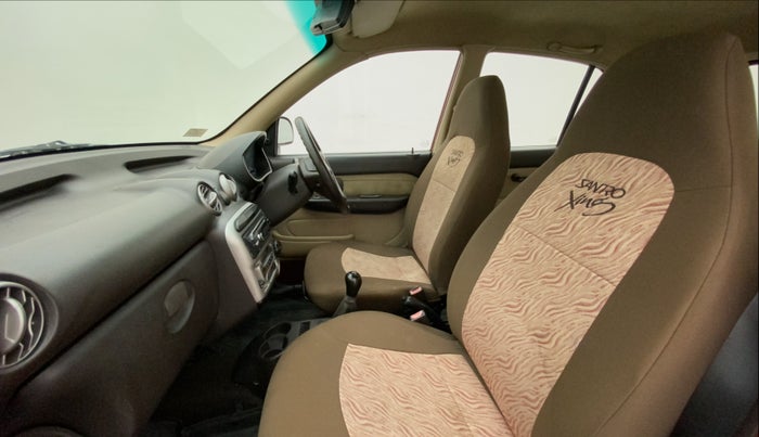 2010 Hyundai Santro Xing GLS, Petrol, Manual, 64,852 km, Right Side Front Door Cabin