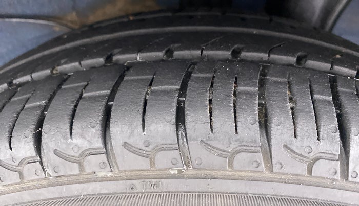 2019 Hyundai NEW SANTRO SPORTZ 1.1, Petrol, Manual, 28,282 km, Left Rear Tyre Tread