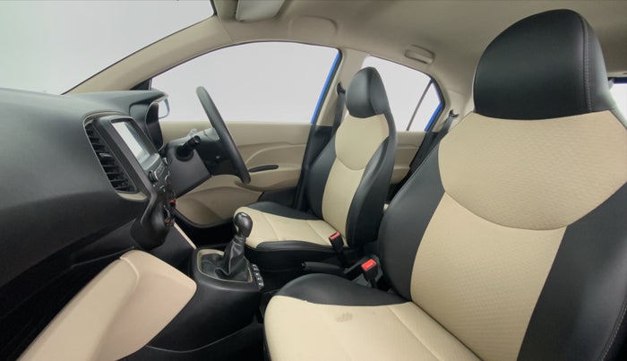2019 Hyundai NEW SANTRO SPORTZ 1.1, Petrol, Manual, 28,282 km, Right Side Front Door Cabin