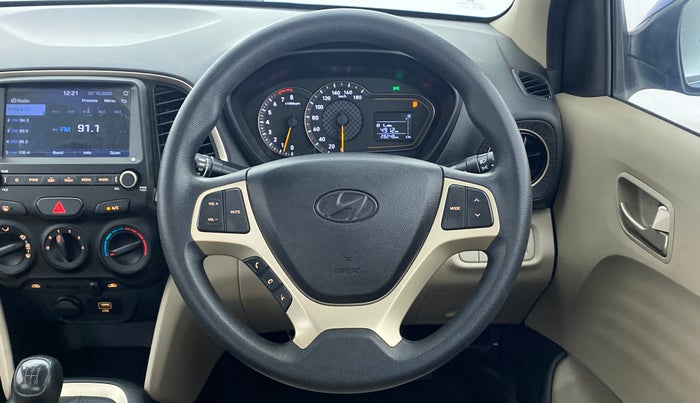 2019 Hyundai NEW SANTRO SPORTZ 1.1, Petrol, Manual, 28,282 km, Steering Wheel Close Up