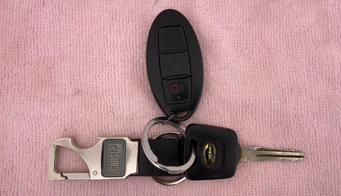 2015 Datsun Go T, Petrol, Manual, 83,782 km, Key Close Up