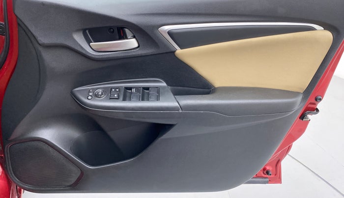 2019 Honda Jazz 1.2 VX AT, Petrol, Automatic, 7,549 km, Driver Side Door Panels Control