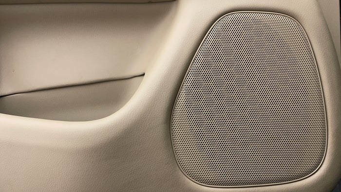 Nissan Pathfinder-Speakers