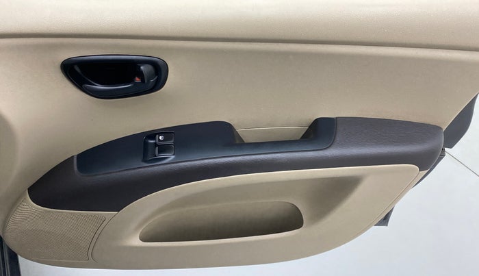2012 Hyundai i10 ERA 1.1 IRDE, Petrol, Manual, 76,807 km, Driver Side Door Panels Control