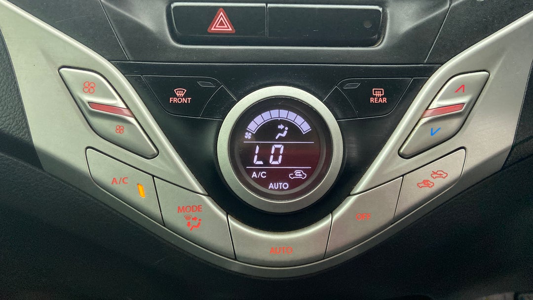 Automatic Climate Control 