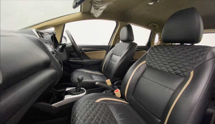 2016 Honda Jazz 1.2L I-VTEC V, Petrol, Manual, 1,22,191 km, Right Side Front Door Cabin