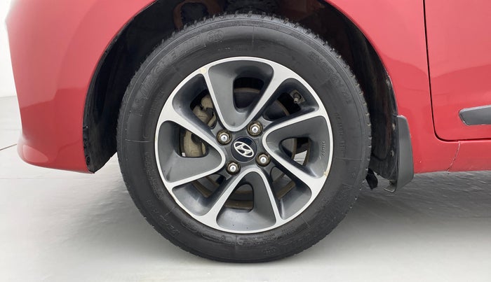 2017 Hyundai Grand i10 SPORTZ (O) 1.2 AT VTVT, Petrol, Automatic, 22,218 km, Left Front Wheel
