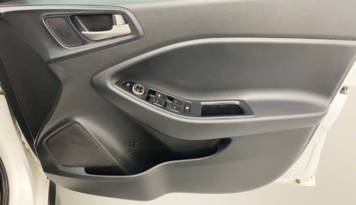 2018 Hyundai i20 Active 1.4 SX, Diesel, Manual, 66,164 km, Driver Side Door Panels Control