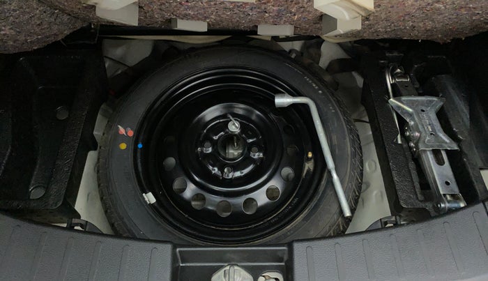 2018 Maruti Wagon R 1.0 VXI, Petrol, Manual, 23,032 km, Spare Tyre