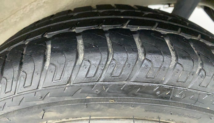 2018 Maruti Wagon R 1.0 VXI, Petrol, Manual, 23,032 km, Left Rear Tyre Tread