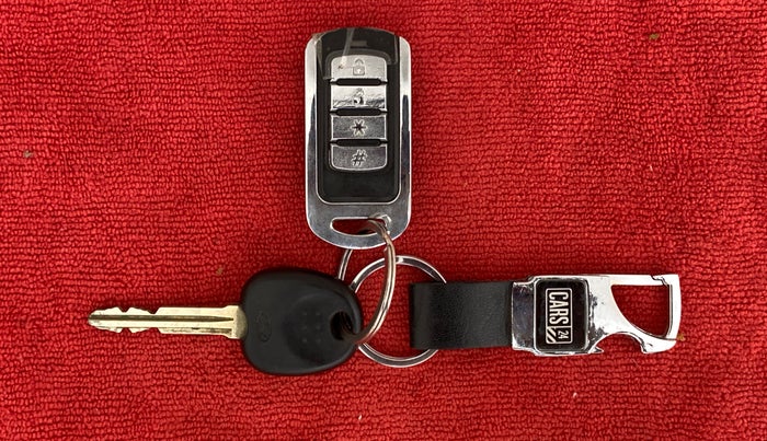 2018 Hyundai Eon MAGNA +, Petrol, Manual, 49,315 km, Key Close Up