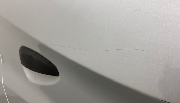 2018 Hyundai Eon MAGNA +, Petrol, Manual, 49,315 km, Right rear door - Minor scratches