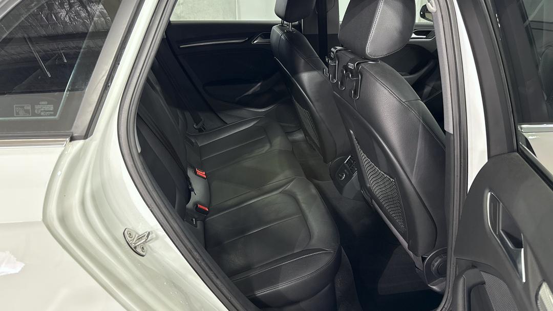2019 Audi A3 35 Tfsi  (1.4 Tfsi Cod), Automatic, 40363 km, Right Side Rear Door Cabin View