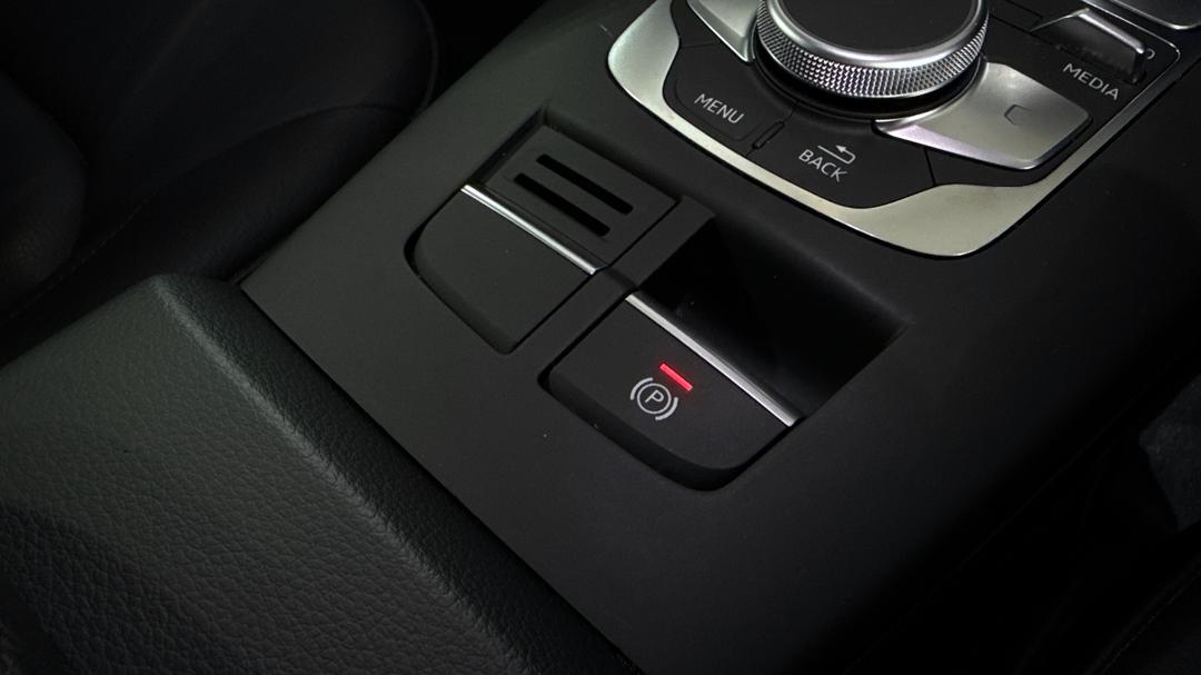 2019 Audi A3 35 Tfsi  (1.4 Tfsi Cod), Automatic, 40363 km, Handbrake
