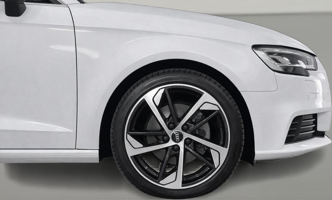 2019 Audi A3 35 Tfsi  (1.4 Tfsi Cod), Automatic, 40363 km, Right Front Wheel