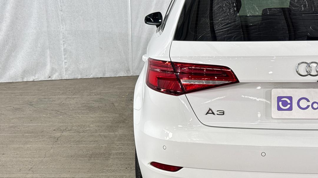 2019 Audi A3 35 Tfsi  (1.4 Tfsi Cod), Automatic, 40363 km, Badge (Boot Left Side)