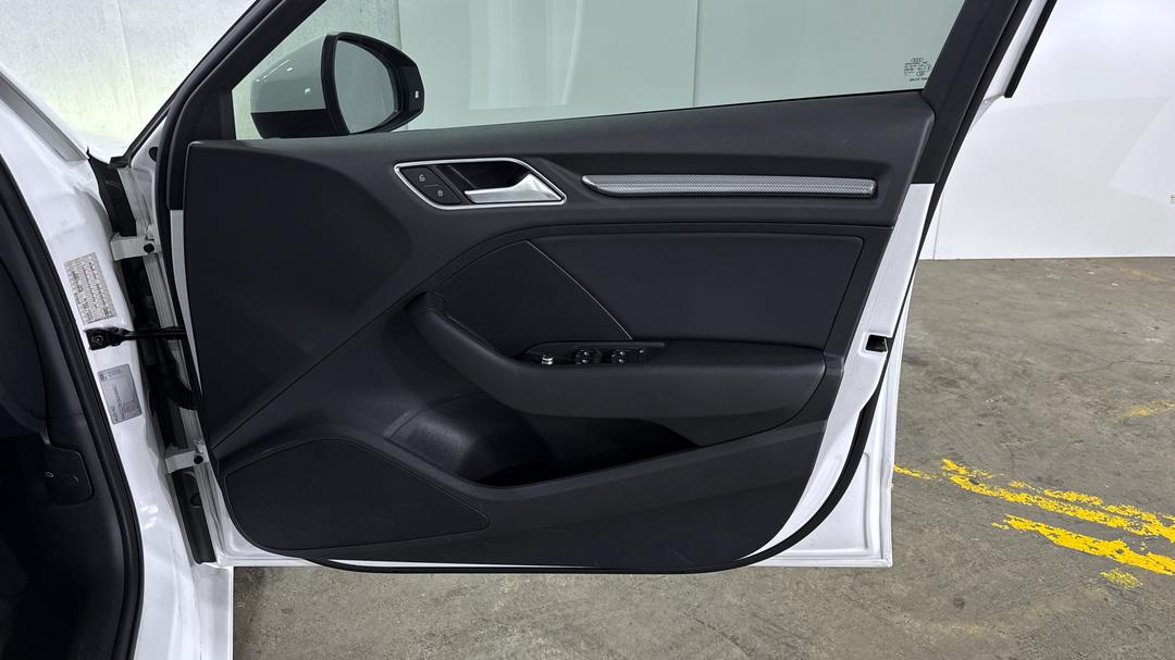 2019 Audi A3 35 Tfsi  (1.4 Tfsi Cod), Automatic, 40363 km, Speaker View