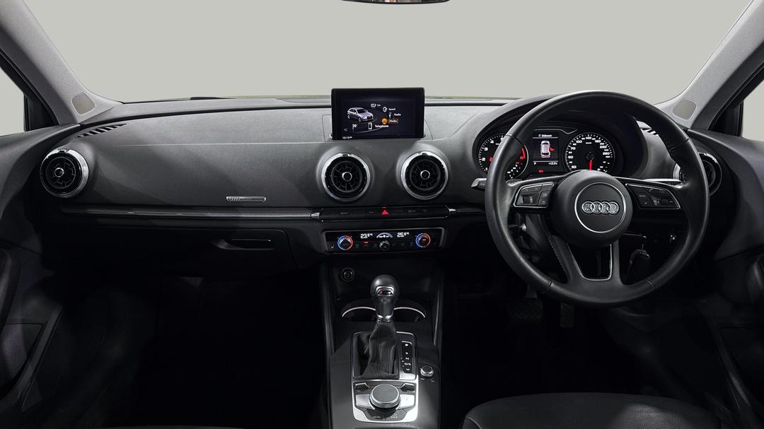 2019 Audi A3 35 Tfsi  (1.4 Tfsi Cod), Automatic, 40363 km, Dashboard View