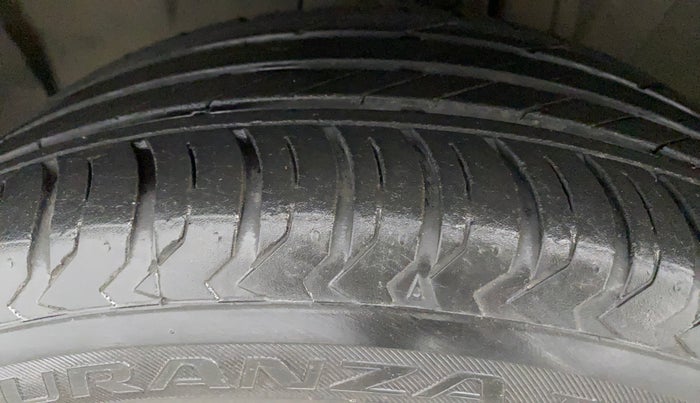 2018 Jeep Compass LIMITED PLUS PETROL AT, Petrol, Automatic, 57,346 km, Left Front Tyre Tread