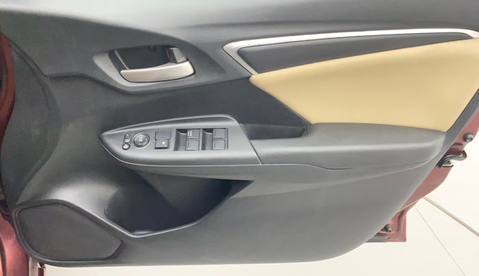 2018 Honda Jazz 1.2L I-VTEC V, Petrol, Manual, 89,090 km, Driver Side Door Panels Control