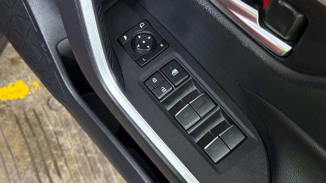 2024 Toyota RAV4 Gxl (AWD) Hybrid, Automatic, 28034 km, Drivers Side Door Panel Controls