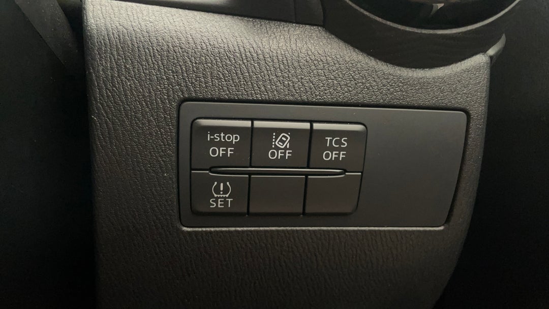 2023 Mazda CX-3 G20 Pure, Automatic, 44000 km, Utility Switches/Buttons