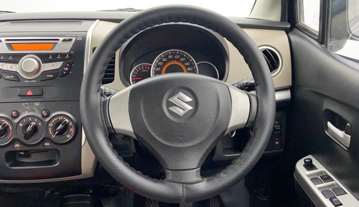 2014 Maruti Wagon R 1.0 VXI, Petrol, Manual, 44,062 km, Steering Wheel Close Up