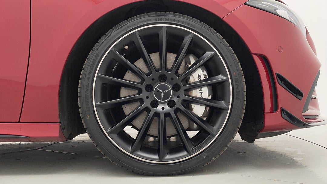 2021 Mercedes-amg A35 4matic, Automatic, 64769 km, Right Front Wheel