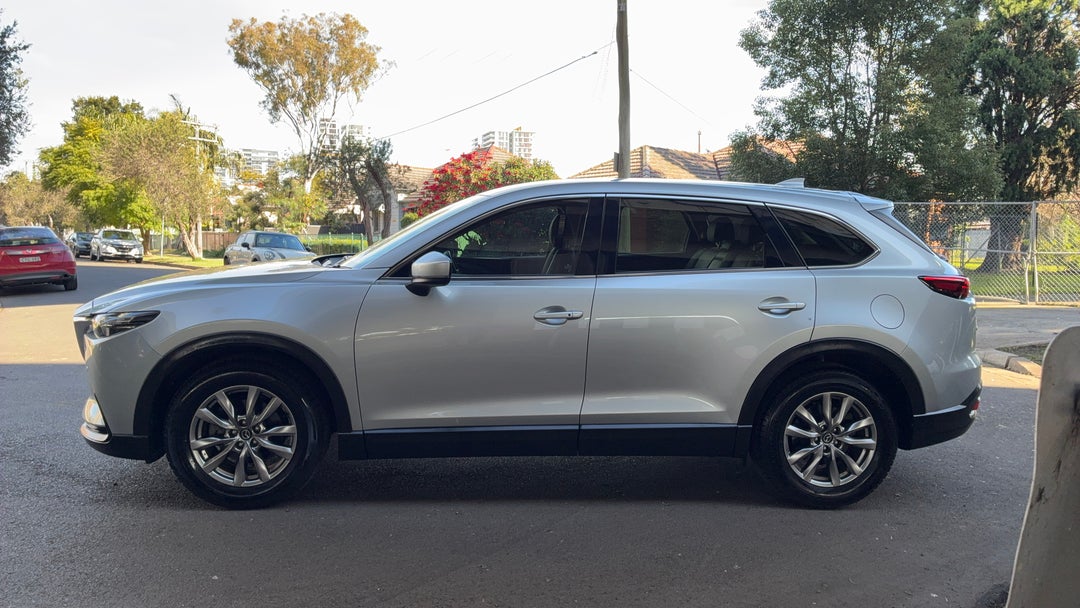 2017 Mazda CX-9 Touring (fwd), Automatic, 84833 km, Left Side View