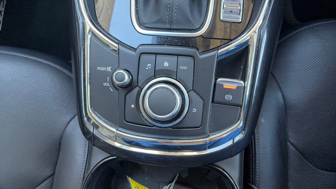 2017 Mazda CX-9 Touring (fwd), Automatic, 84833 km, Handbrake