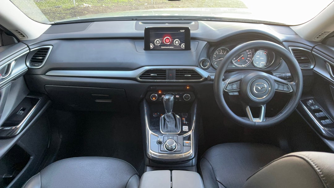 2017 Mazda CX-9 Touring (fwd), Automatic, 84833 km, Dashboard View