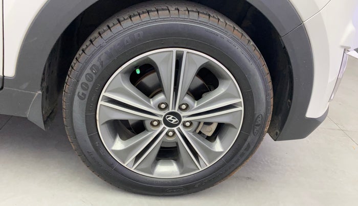 2018 Hyundai Creta SX PLUS AT 1.6 PETROL, Petrol, Automatic, 41,987 km, Right Front Wheel