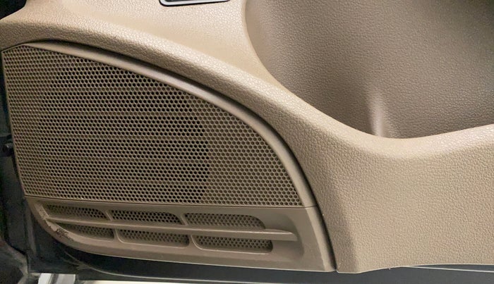 2012 Skoda Rapid AMBITION 1.6 TDI MT, Diesel, Manual, 63,846 km, Speaker