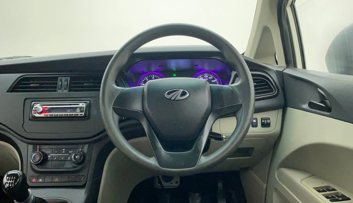 2019 Mahindra MARAZZO M2 8 STR, Diesel, Manual, 81,463 km, Steering Wheel Close Up