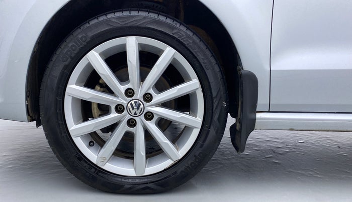 2018 Volkswagen Polo HIGHLINE PLUS 1.5L DIESEL, Diesel, Manual, 61,310 km, Left Front Wheel