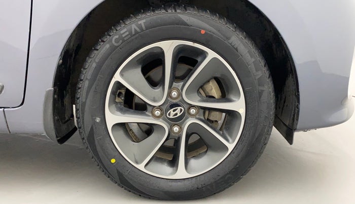 2017 Hyundai Grand i10 SPORTZ (O) AT 1.2 KAPPA VTVT, Petrol, Automatic, 47,792 km, Right Front Wheel