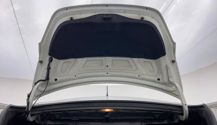 2012 Hyundai Verna FLUIDIC 1.6 EX CRDI, Diesel, Manual, 1,00,244 km, Boot Door Open