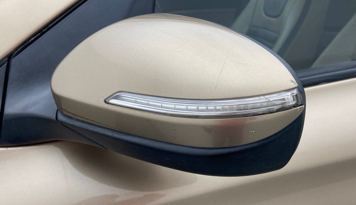 2014 Hyundai Elite i20 ASTA 1.2, Petrol, Manual, 93,873 km, Left rear-view mirror - Indicator light has minor damage
