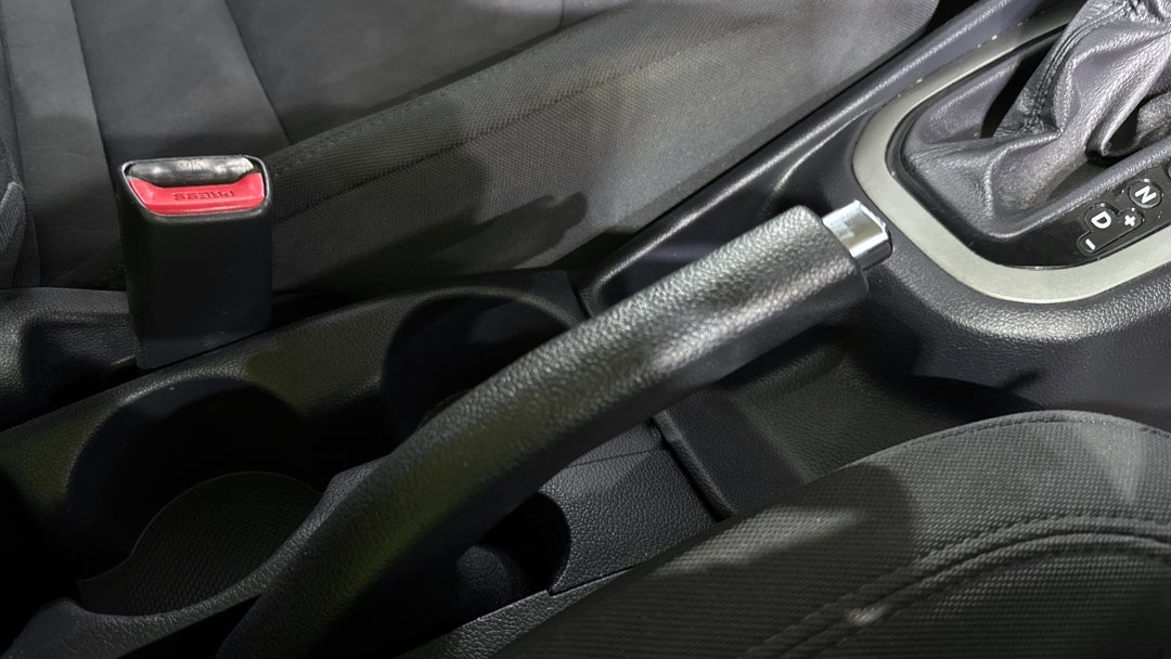 2016 Kia Rio S, Automatic, 130106 km, Handbrake