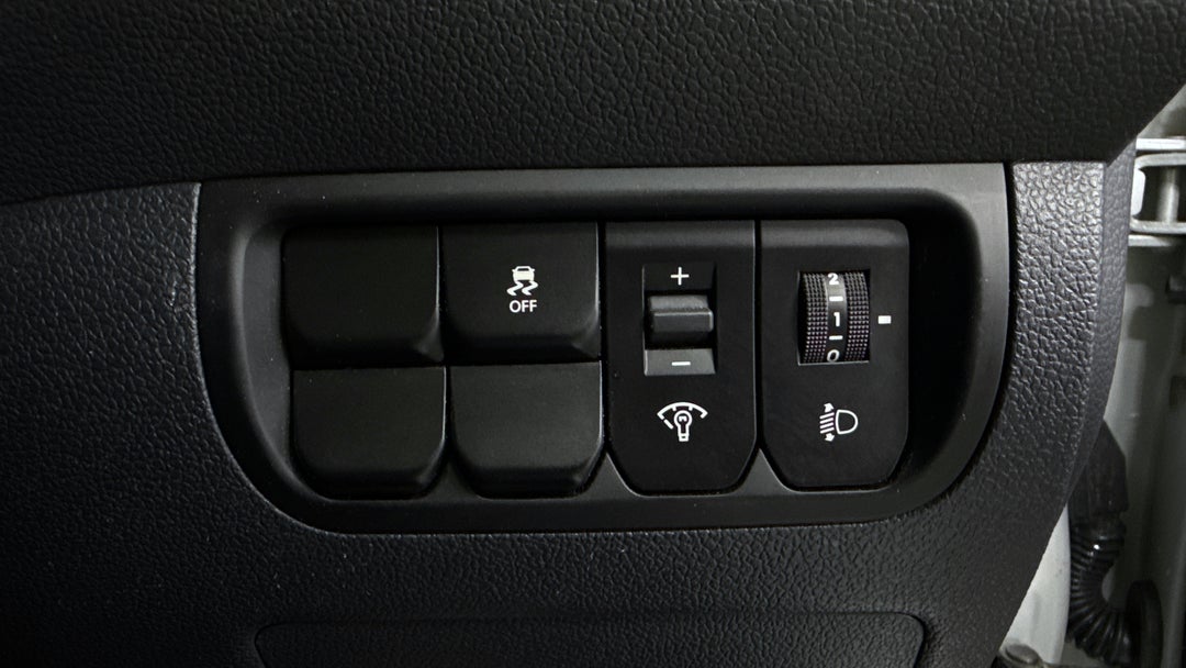 2016 Kia Rio S, Automatic, 130106 km, Utility Switches/Buttons