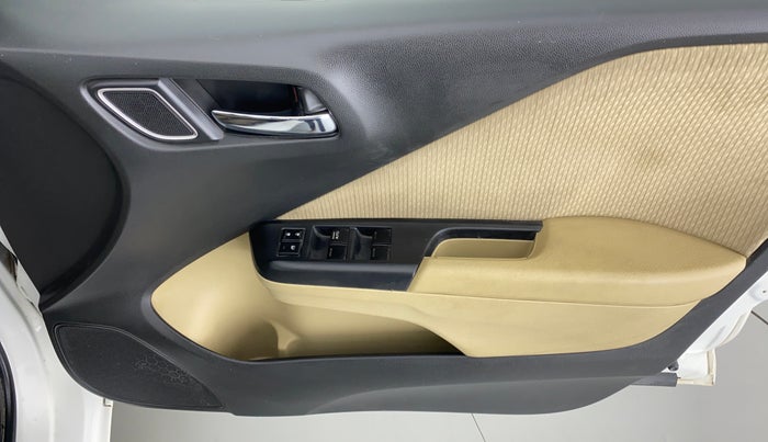 2017 Honda City V CVT, Petrol, Automatic, 42,295 km, Driver Side Door Panels Control