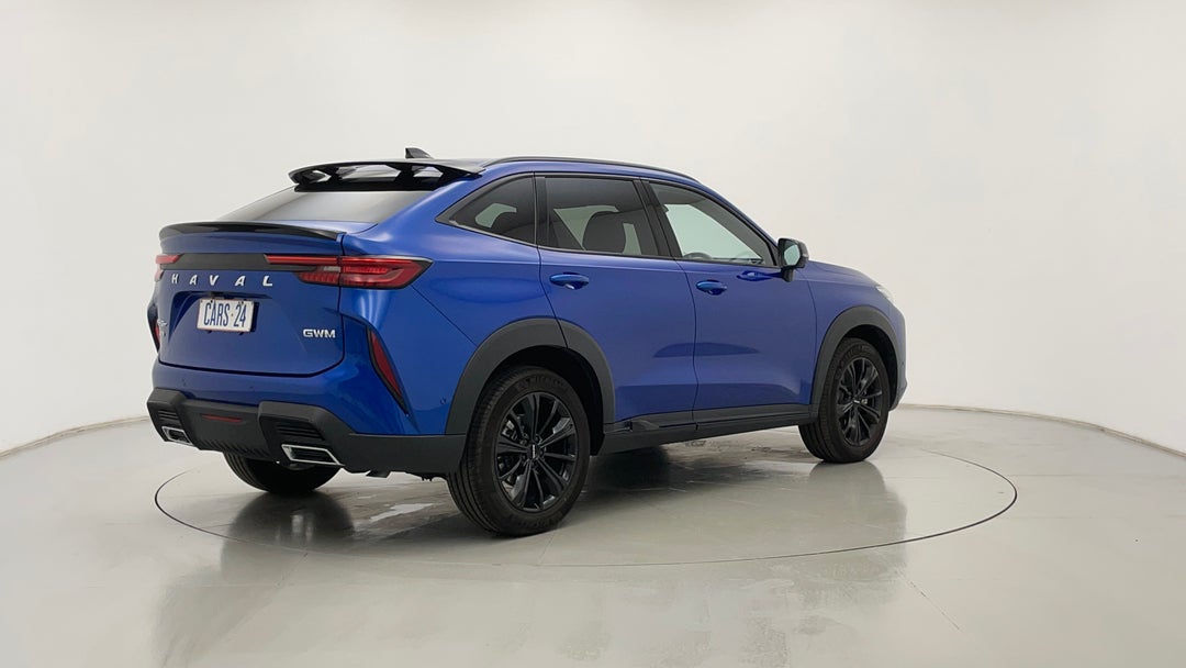 Right Back Diagonal (45- Degree) View