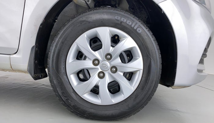 2018 Hyundai Elite i20 Magna Executive 1.2, Petrol, Manual, 28,413 km, Right Front Wheel