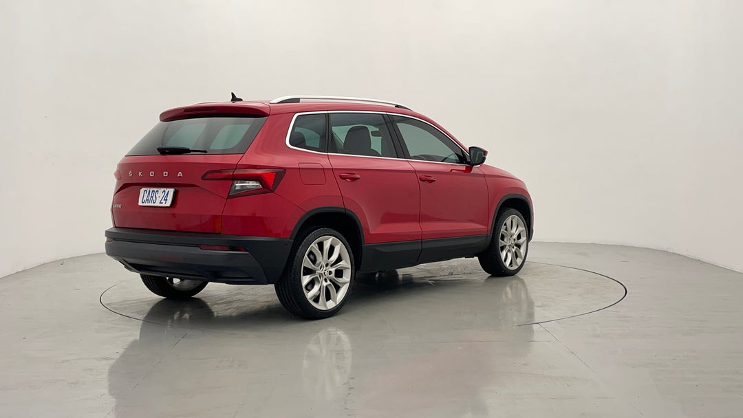 Right Back Diagonal (45- Degree) View