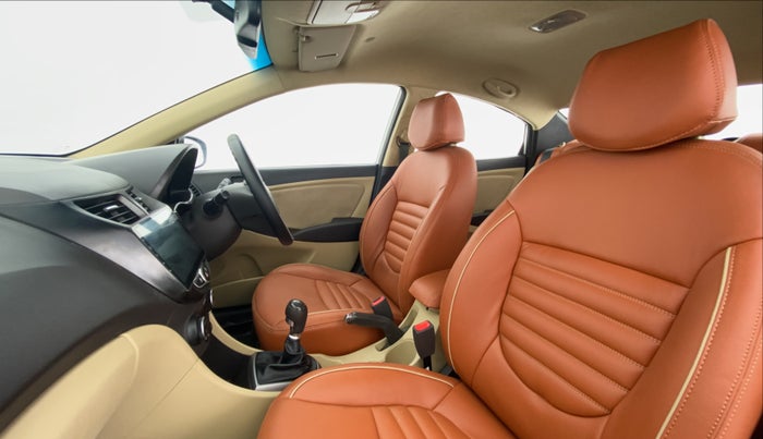 2016 Hyundai Verna FLUIDIC 1.6 SX VTVT, Petrol, Manual, 44,409 km, Right Side Front Door Cabin