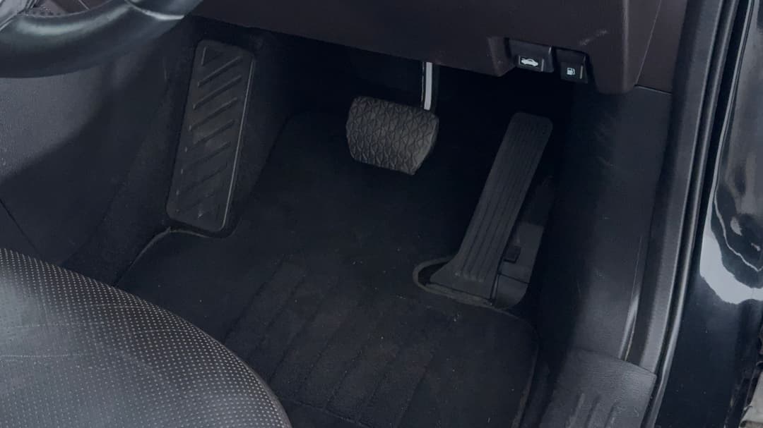 2020 Mazda CX-8 Asaki (AWD), Automatic, 156763 km, Pedals and Footmat