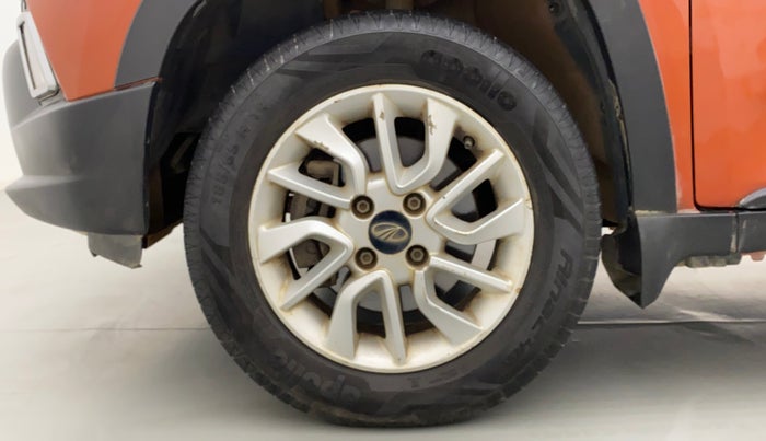 2016 Mahindra Kuv100 K8 6 STR, Petrol, Manual, 31,469 km, Left Front Wheel