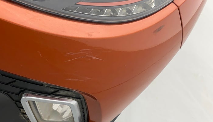 2016 Mahindra Kuv100 K8 6 STR, Petrol, Manual, 31,469 km, Front bumper - Minor scratches