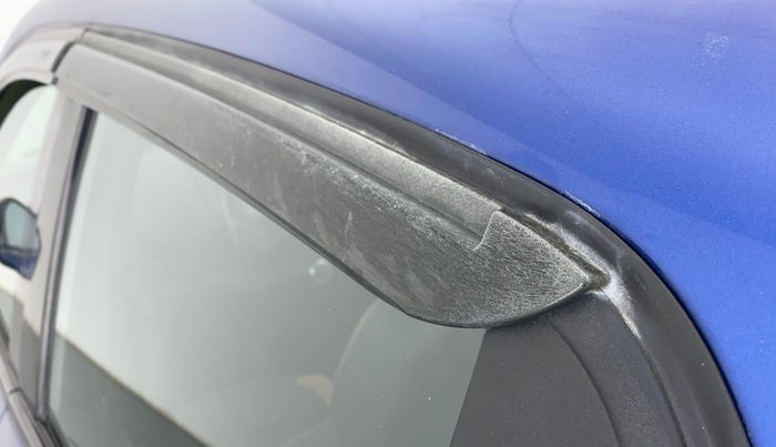 2017 Renault Kwid CLIMBER 1.0 AT, Petrol, Automatic, 67,451 km, Rear left door - Door visor damaged